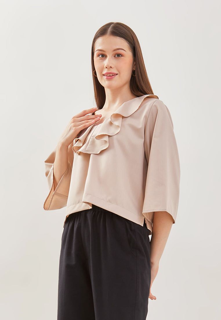 Look Y21 | Ruffle neckline Blouse