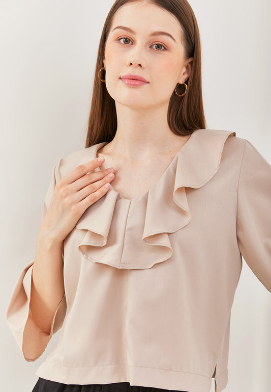 Look Y21 | Ruffle neckline Blouse